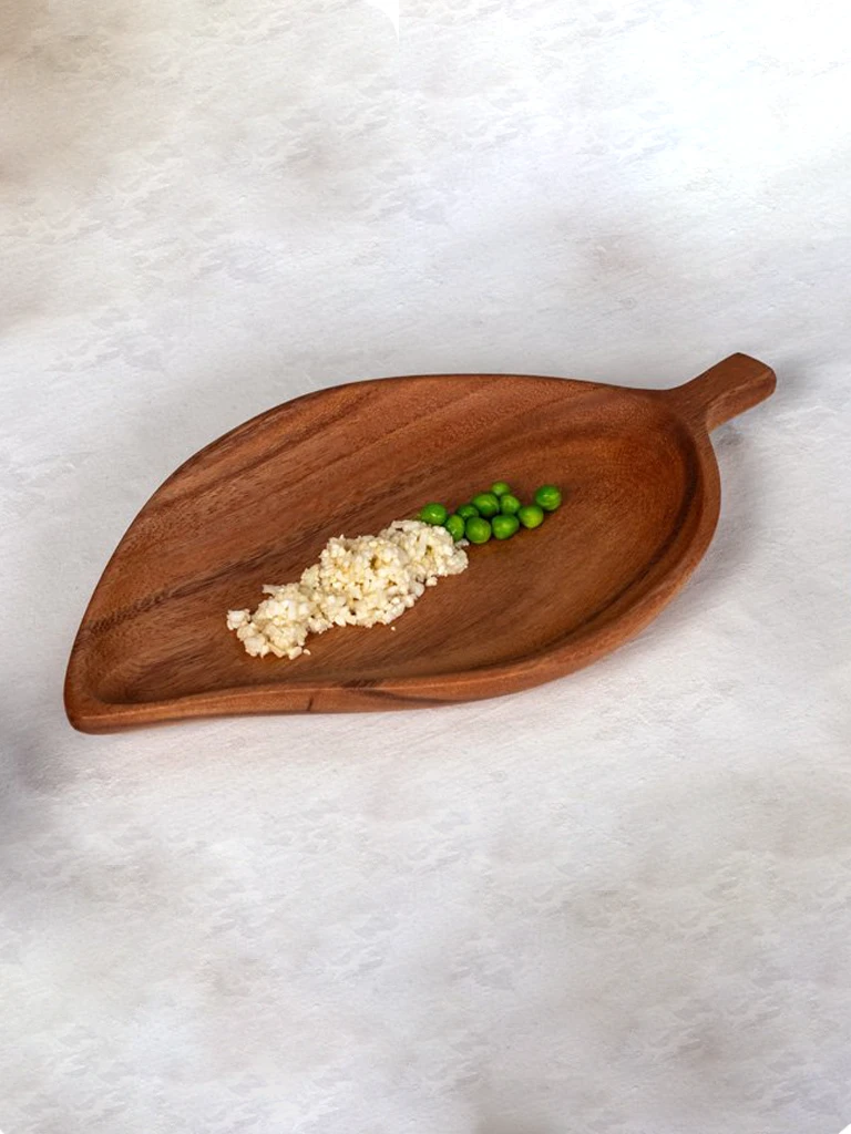 Kinta Leaf tre tallerken - fat - akasietre - 30 x 18 cm