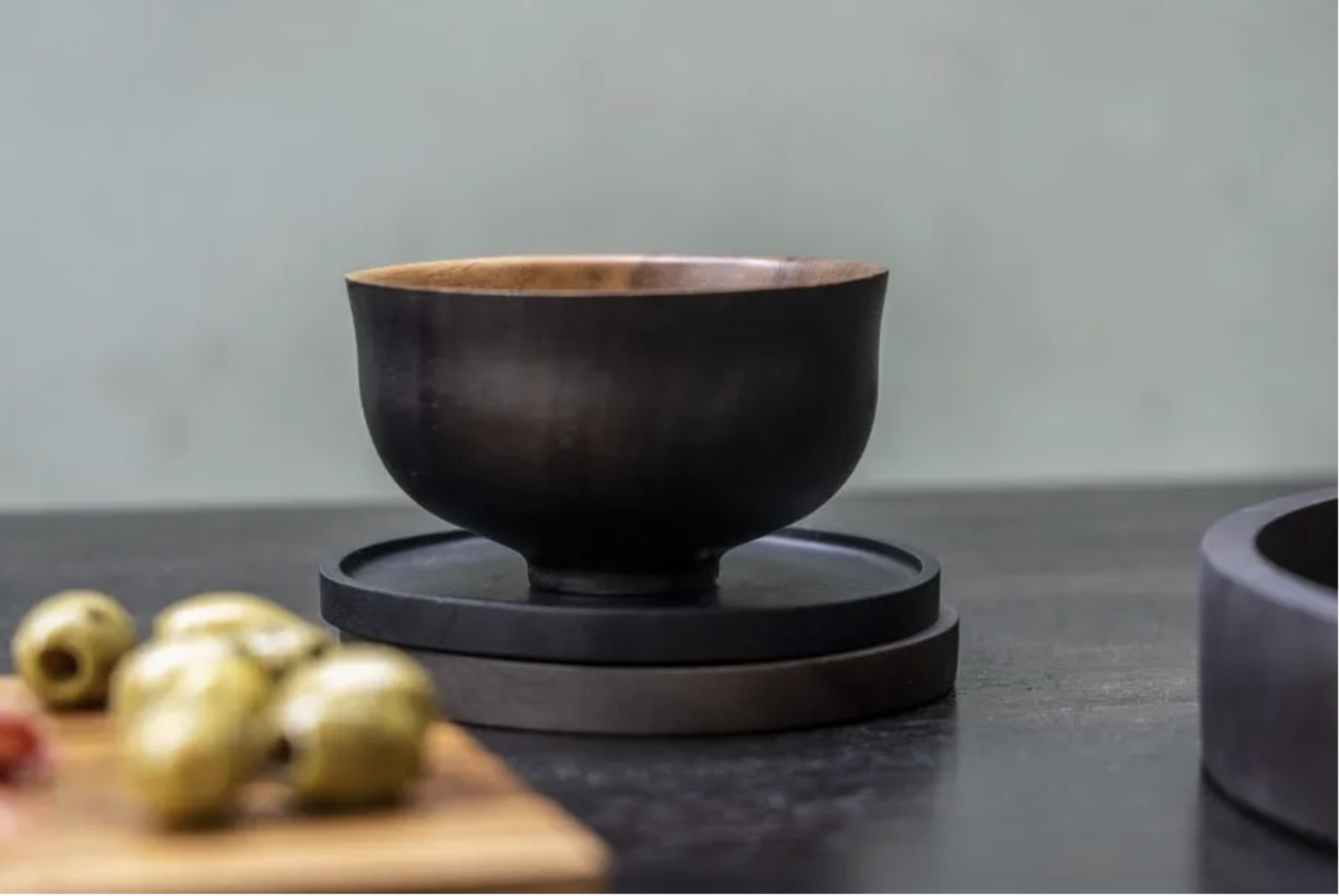 Kinta trebolle - treskål Japansk konisk - sort - natur - 16 cm