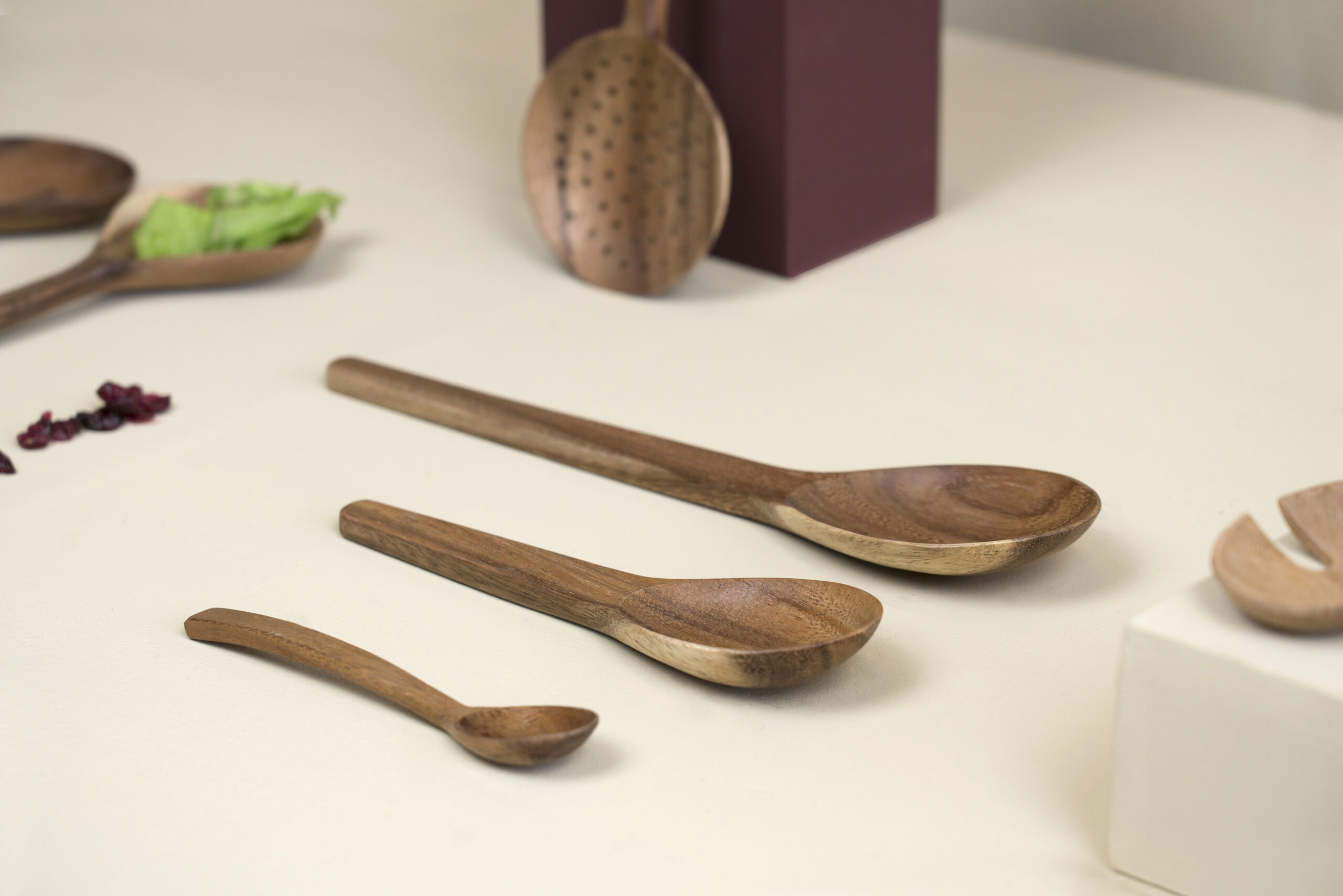 Kinta tresleiv Cara - acacie - naturell - 28 cm