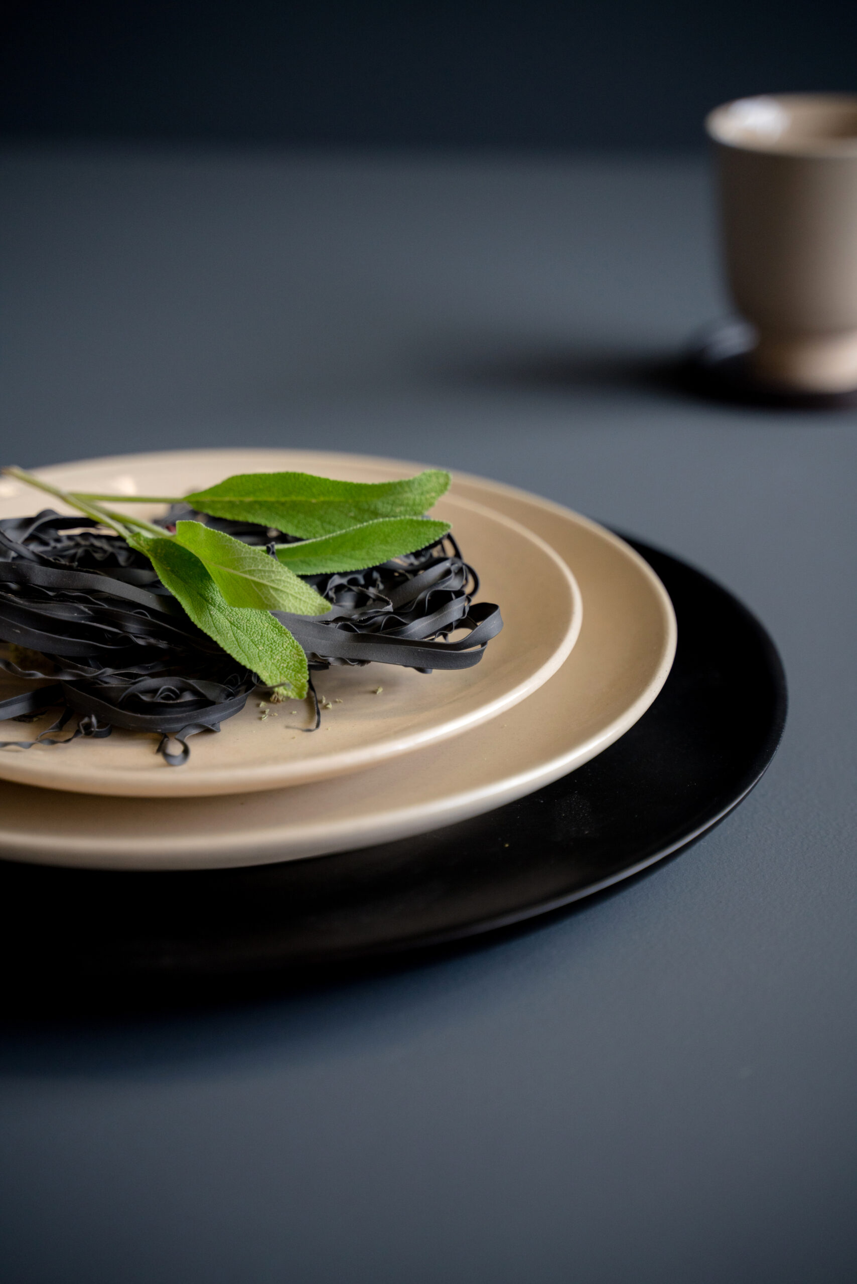 Kinta Rutunda Keramikk tallerken - 26 cm- sand beige