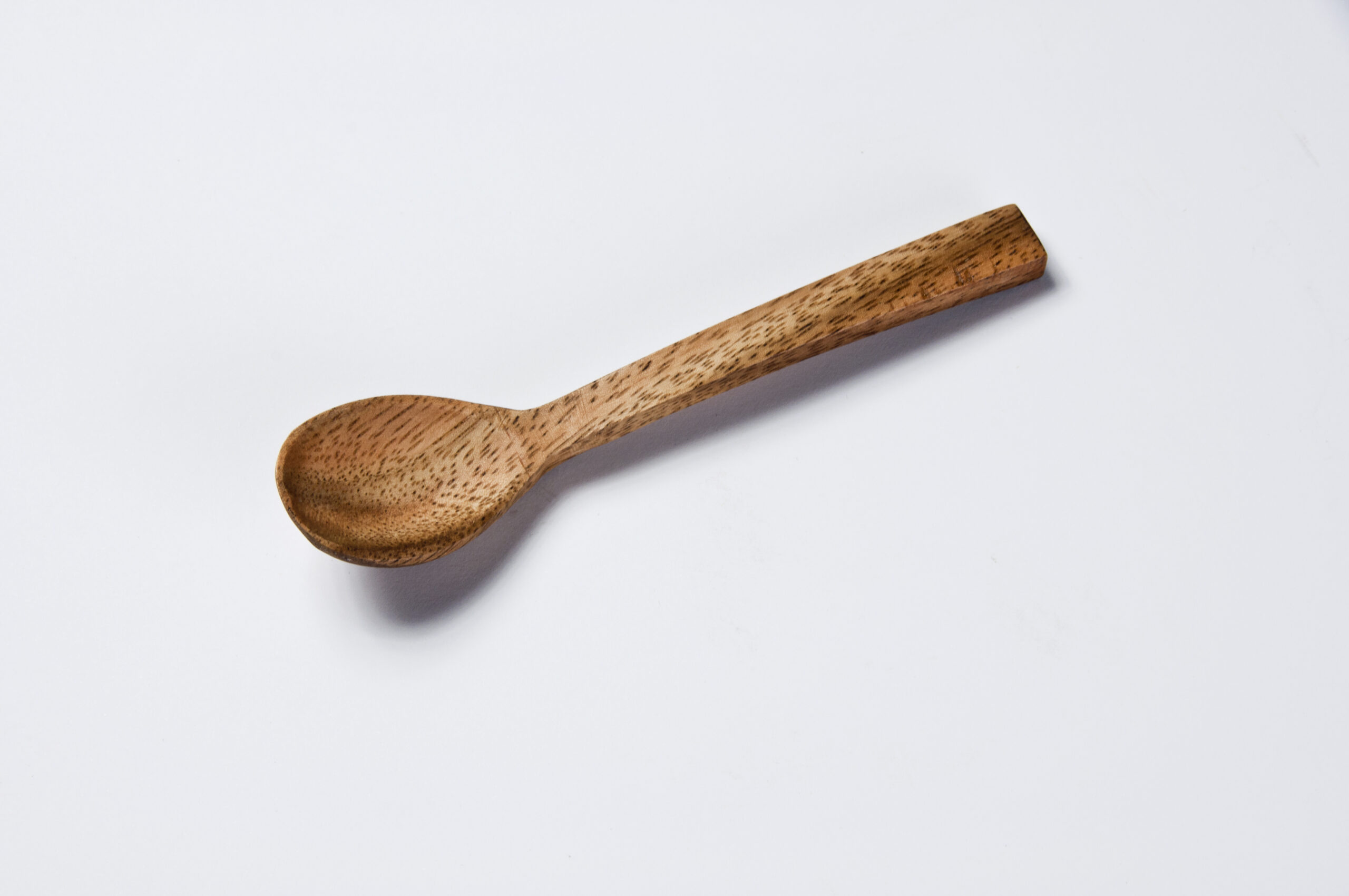 Kinta treskje - liten skje - naturell - 14 cm